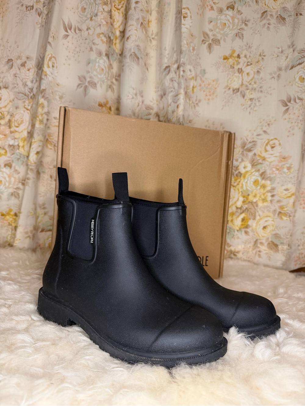 Merry People Black Chelsea Rain Ankle Boots